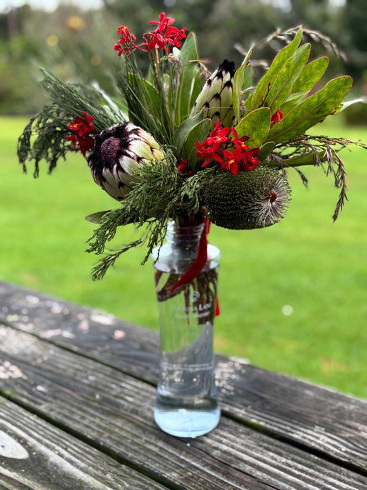 Beautiful King Protea and Bottleneck flower bouquet 💐